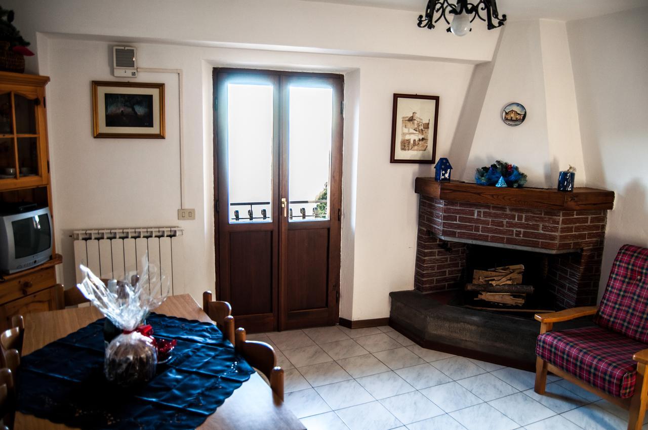 La Pietra Antica Albergo Diffuso Pieve Fosciana Exteriör bild