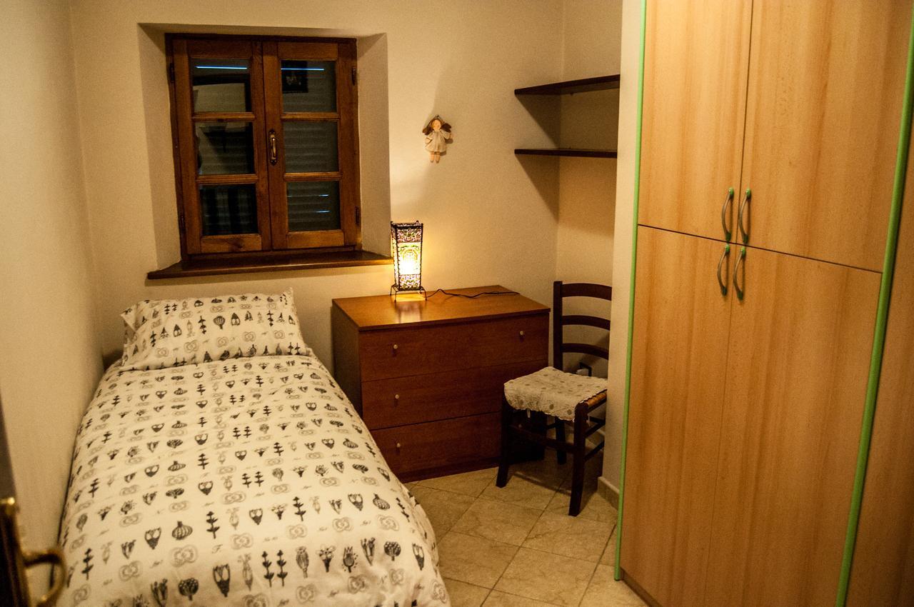 La Pietra Antica Albergo Diffuso Pieve Fosciana Exteriör bild